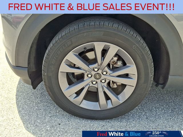 Certified 2023 Ford Explorer XLT w/ Equipment Group 202A AWD/4WD image 28