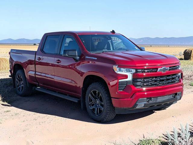 Used 2024 Chevrolet Silverado 1500 RST w/ Max Trailering Package AWD/4WD image 8
