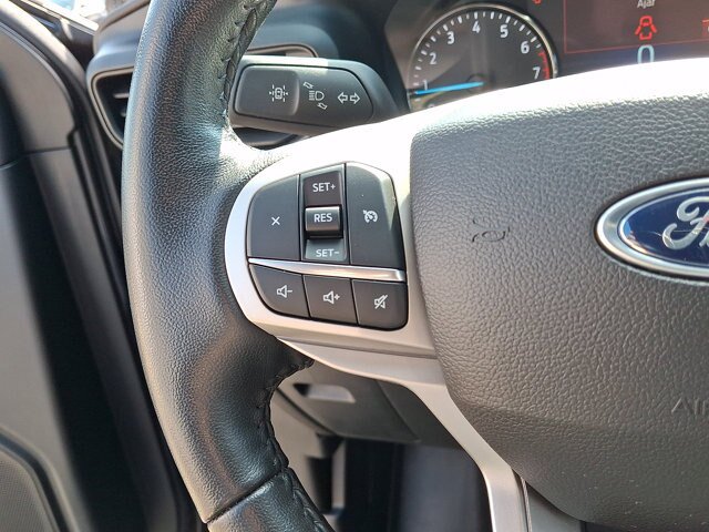 Certified 2023 Ford Explorer XLT AWD/4WD image 9