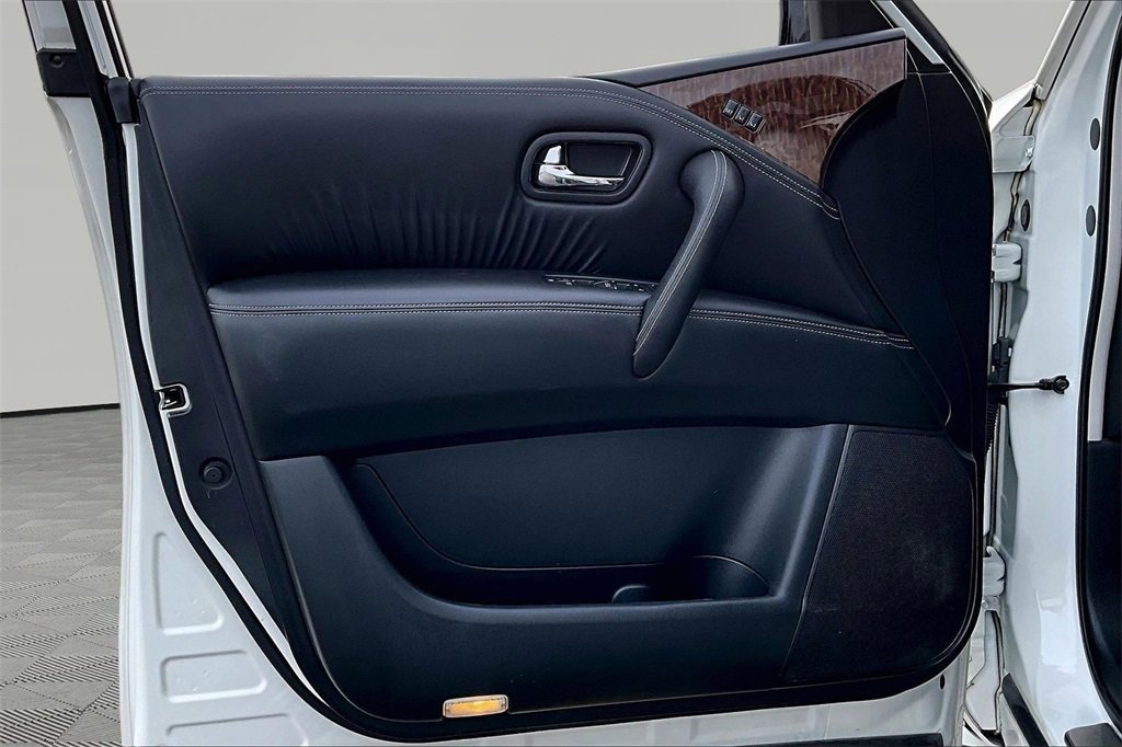 Used 2019 Nissan Armada Platinum w/ Captain's Chairs Package image 23