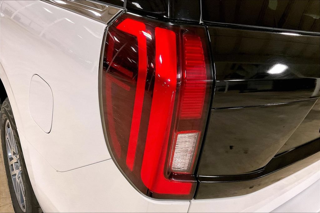 Certified 2025 Ford Expedition Active AWD/4WD image 29