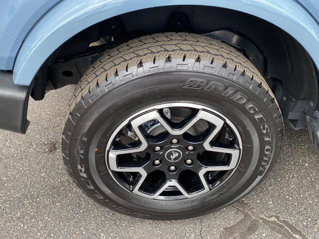 Certified 2025 Ford Bronco Outer Banks AWD/4WD image 40