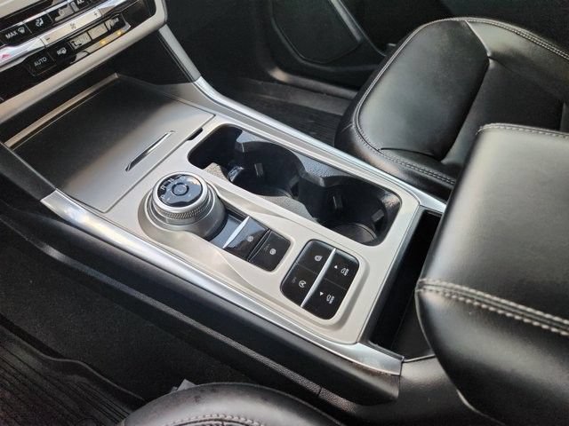 Certified 2023 Ford Explorer XLT w/ Equipment Group 202A RWD image 18