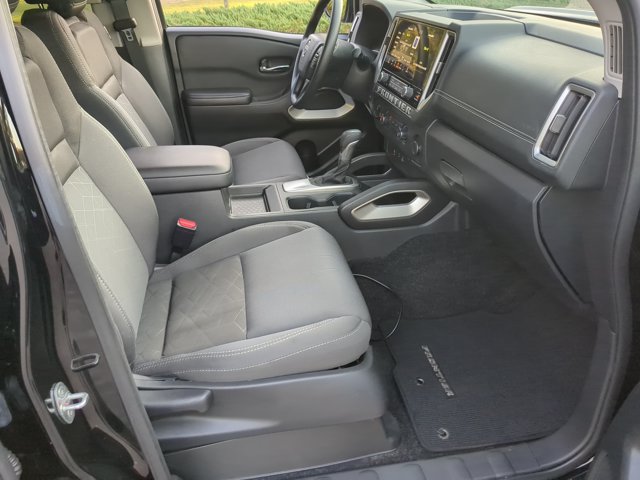 Used 2025 Nissan Frontier SV AWD/4WD image 34
