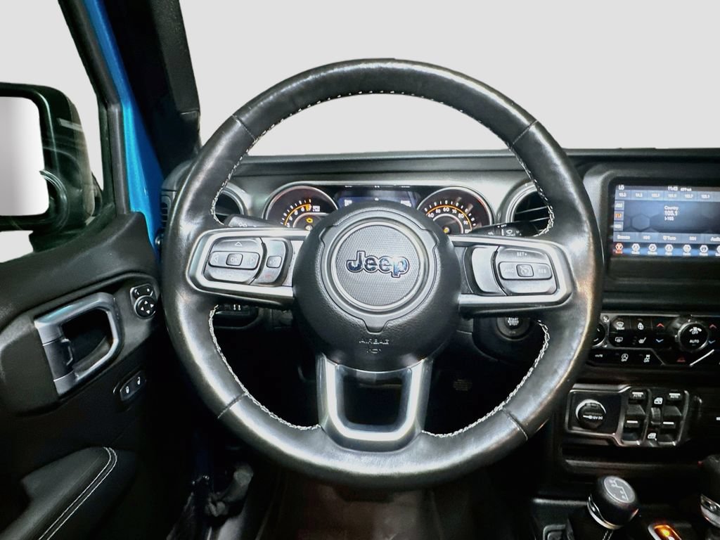 Used 2019 Jeep Wrangler Unlimited Sahara w/ LED Lighting Group AWD/4WD image 12