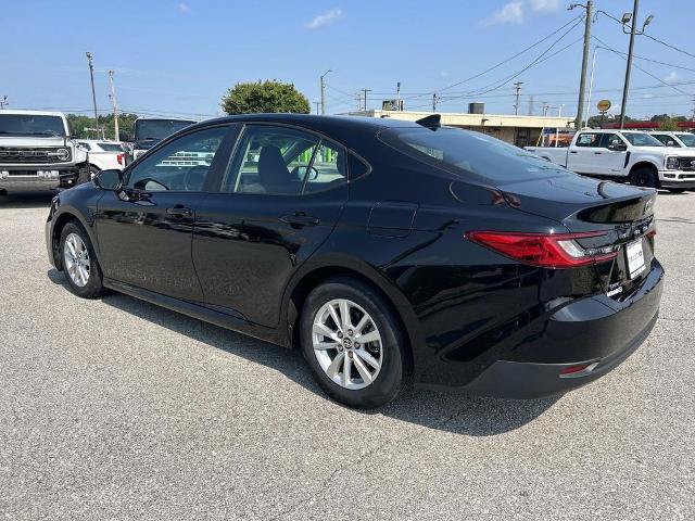 Used 2025 Toyota Camry LE w/ Convenience Package FWD image 6