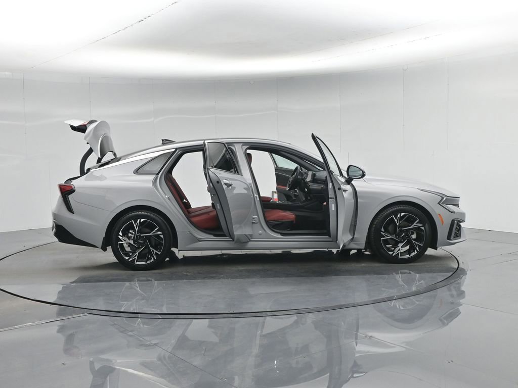 Used 2025 Kia K5 GT-Line w/ GT-Line Premium Package image 34