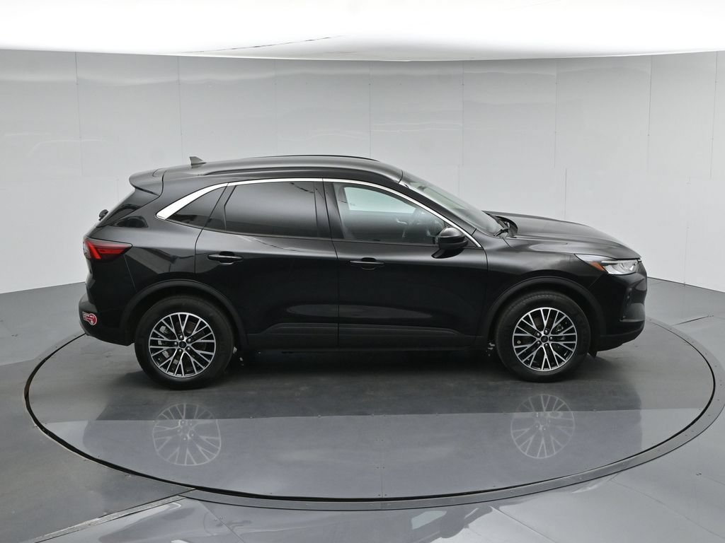 Certified 2023 Ford Escape SE FWD image 41