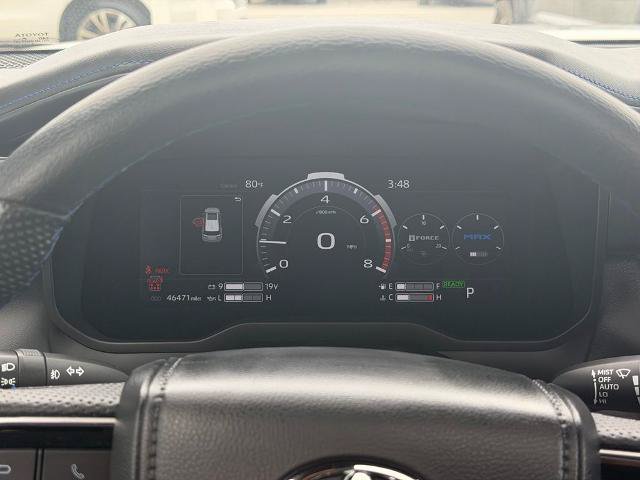 Used 2024 Toyota Sequoia Platinum AWD/4WD image 19