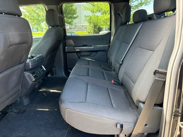 Certified 2024 Ford F150 XLT w/ XLT Black Appearance Package AWD/4WD image 15
