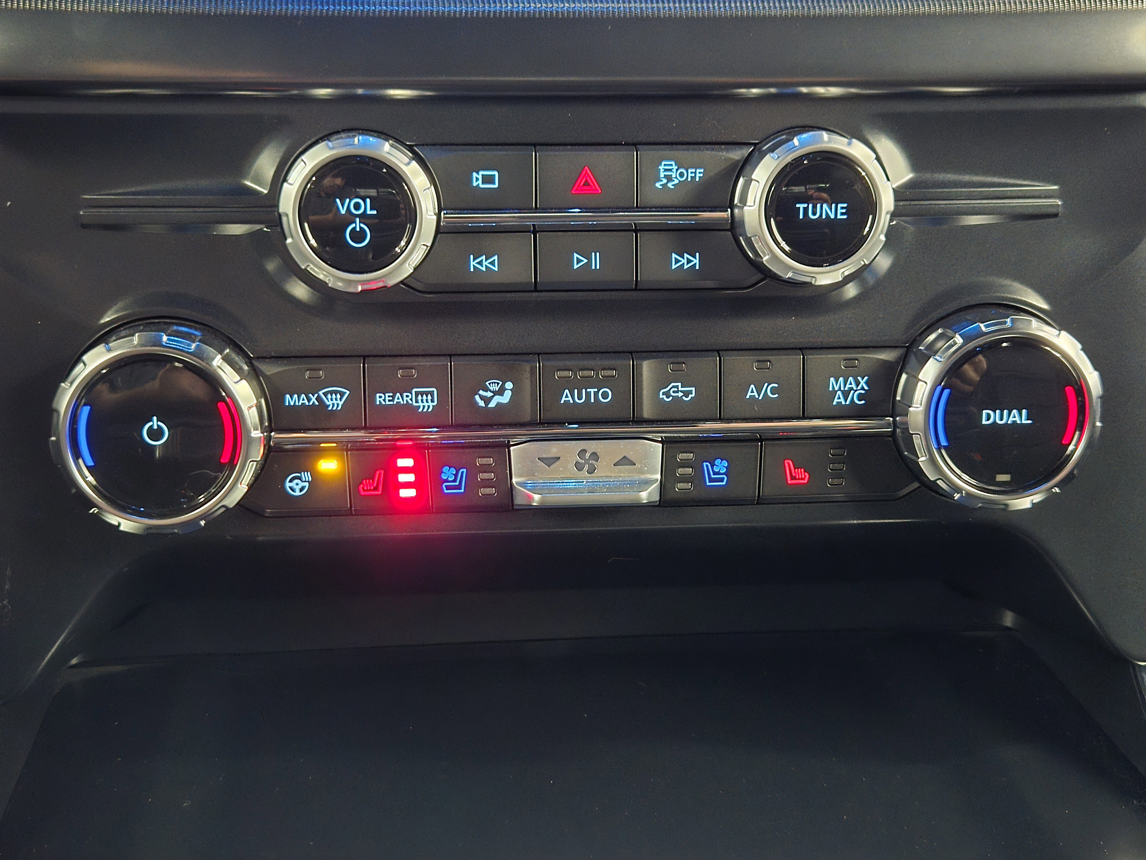 Certified 2025 Ford F150 Raptor AWD/4WD image 20
