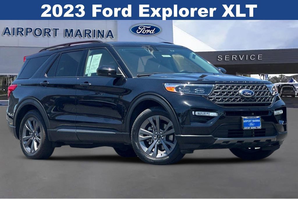 Certified 2023 Ford Explorer XLT w/ Equipment Group 202A RWD image 2