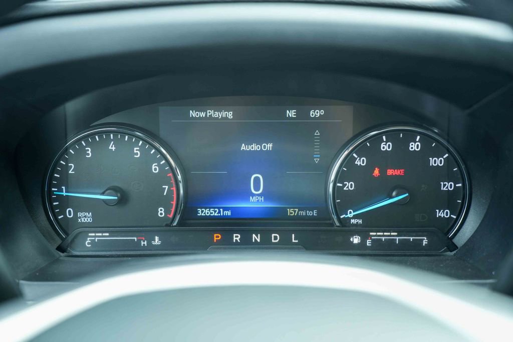 Certified 2022 Ford Explorer XLT w/ Equipment Group 202A AWD/4WD image 29