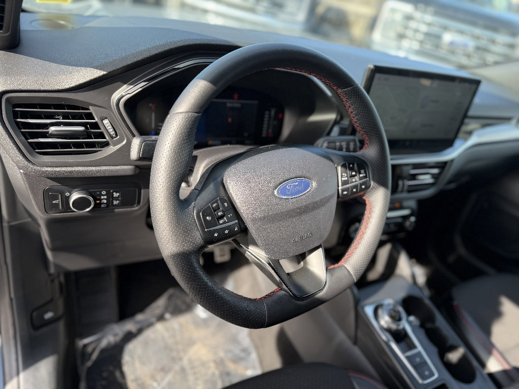 Certified 2024 Ford Escape ST-Line w/ Tech Pack #1 image 13