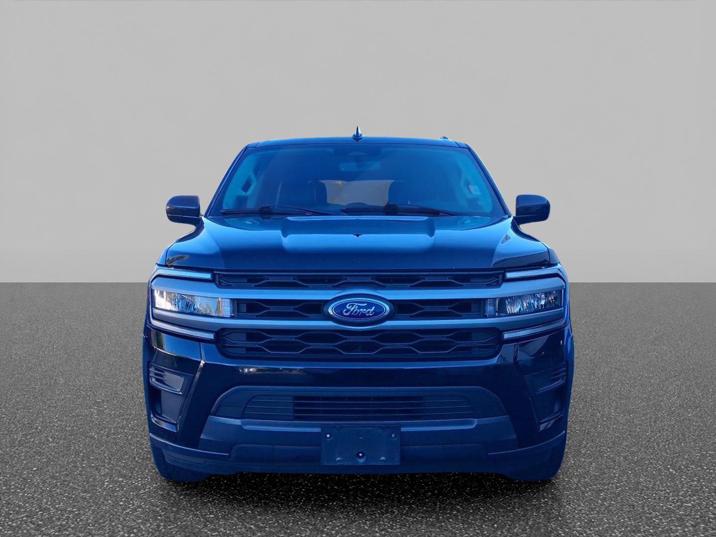 Certified 2024 Ford Expedition XLT AWD/4WD image 2