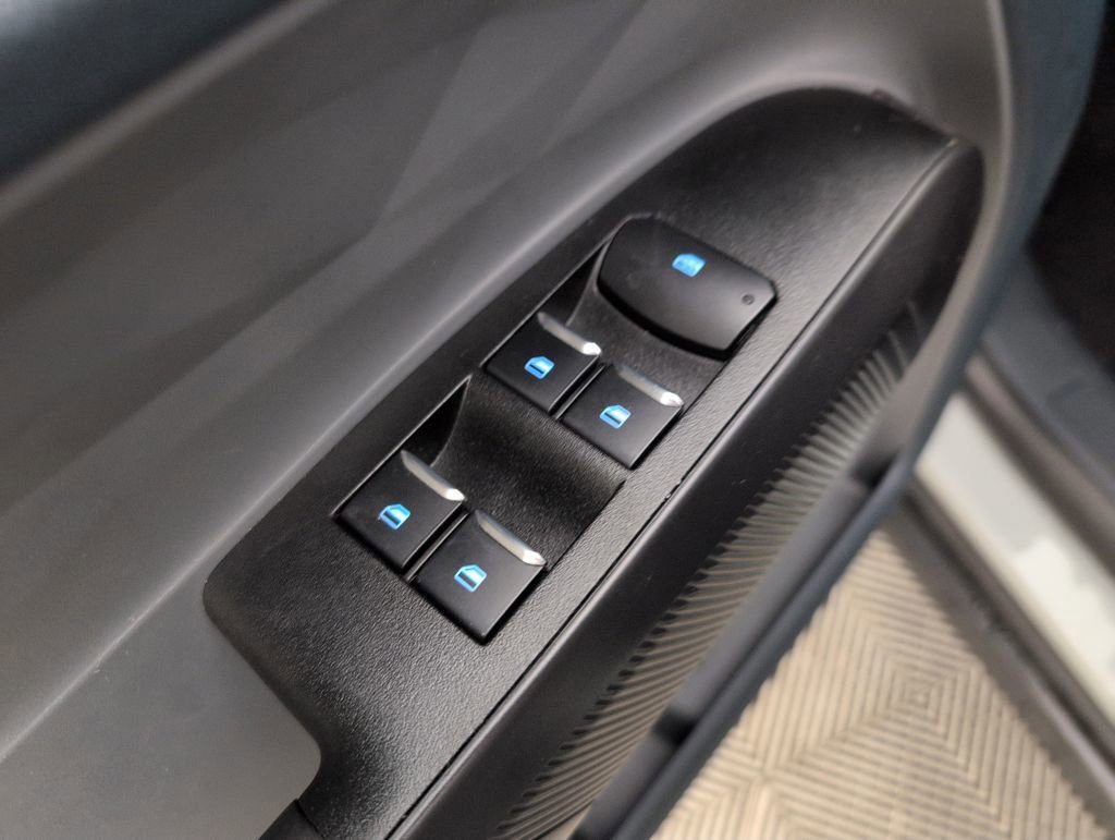 Certified 2024 Ford Maverick XL image 34