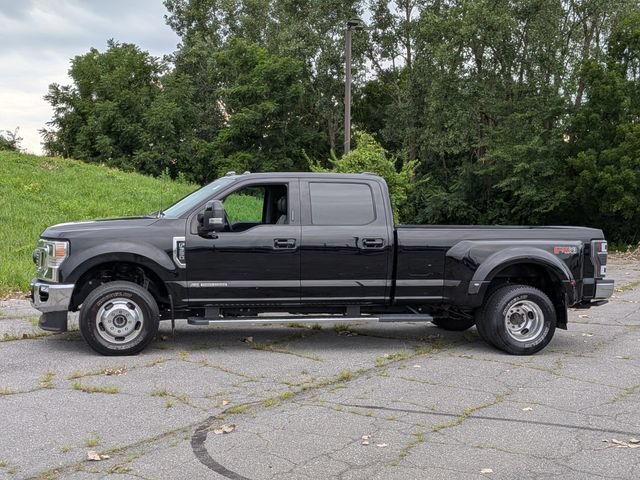 Certified 2021 Ford F350 Lariat w/ Lariat Ultimate Package AWD/4WD image 4