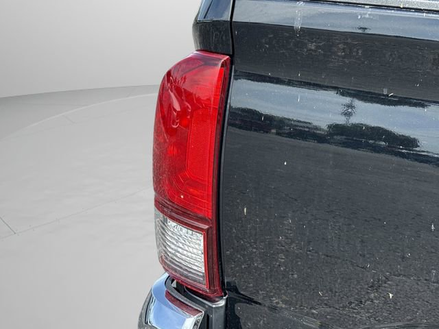 Used 2018 Toyota Tacoma SR5 RWD image 18