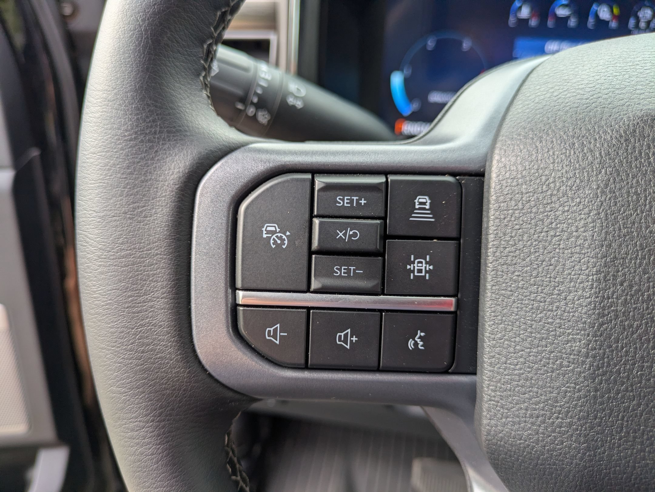 Certified 2026 Ford F250 Lariat w/ Tremor Off-Road Package AWD/4WD image 19