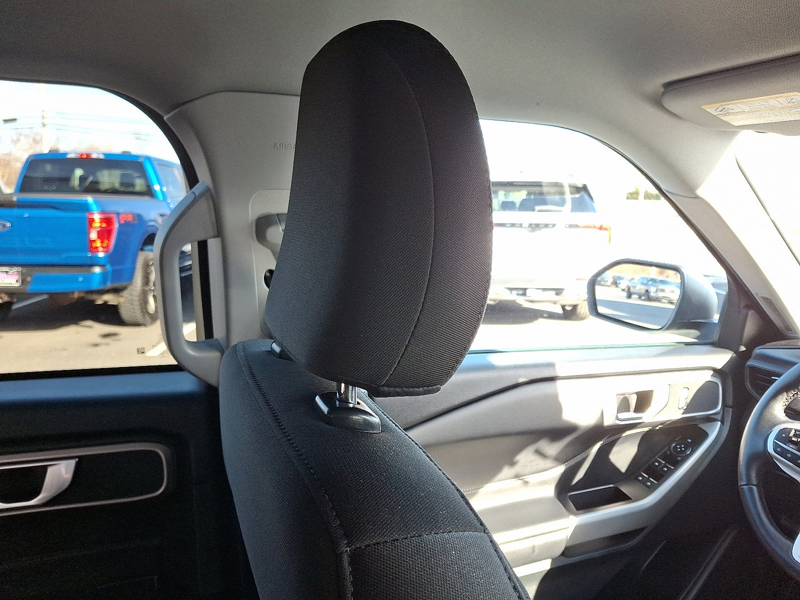 Certified 2024 Ford Explorer XLT image 13