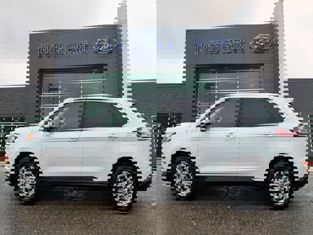 Certified 2022 Ford Edge SEL w/ Convenience Package image 4