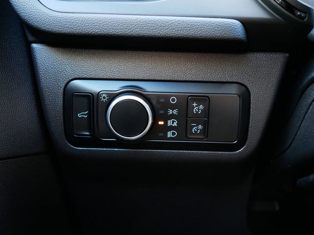 Certified 2024 Ford Escape ST-Line AWD/4WD image 17