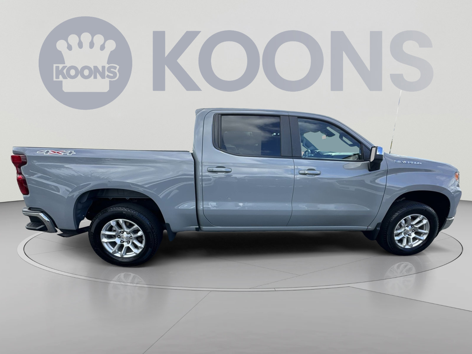 Used 2024 Chevrolet Silverado 1500 LT AWD/4WD image 12