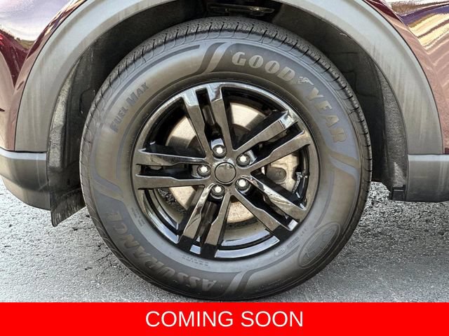 Certified 2022 Ford Explorer XLT w/ Equipment Group 202A AWD/4WD image 6