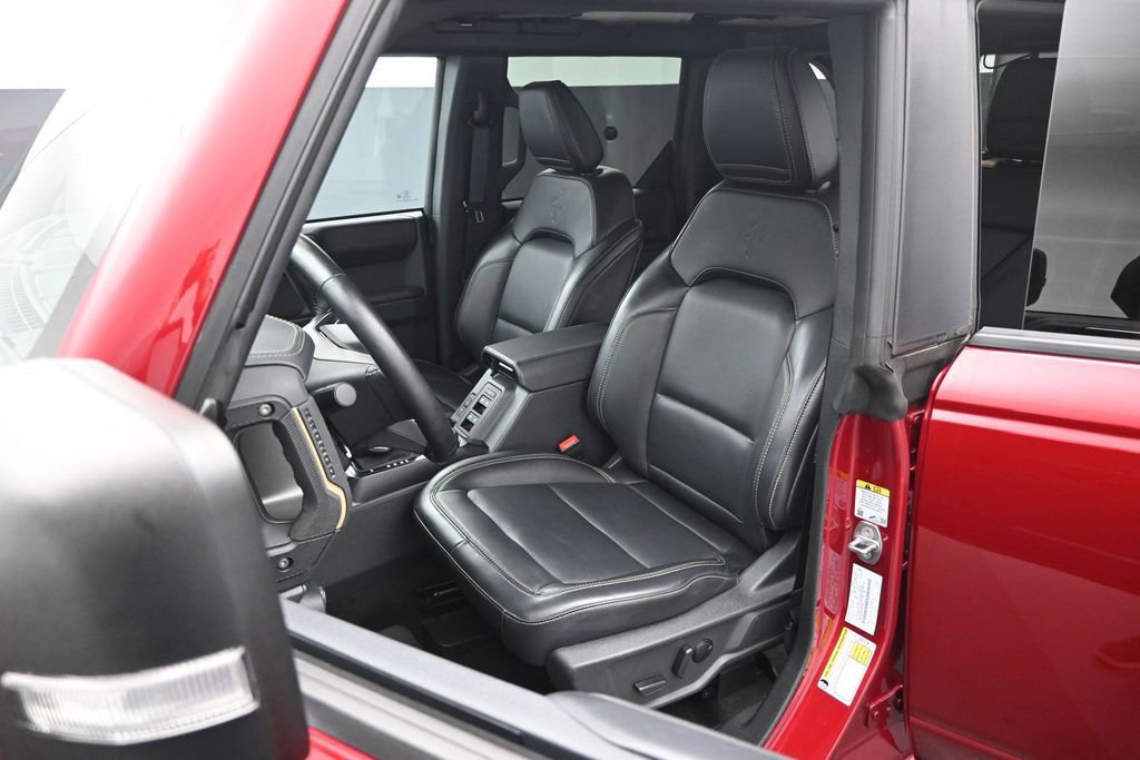 Certified 2025 Ford Bronco Badlands AWD/4WD image 7