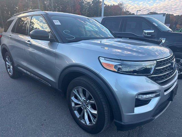 Certified 2023 Ford Explorer XLT w/ Equipment Group 202A AWD/4WD image 8