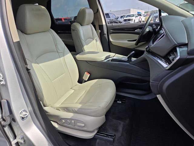 Used 2020 Buick Enclave Premium w/ Sun and Sites Package FWD image 17