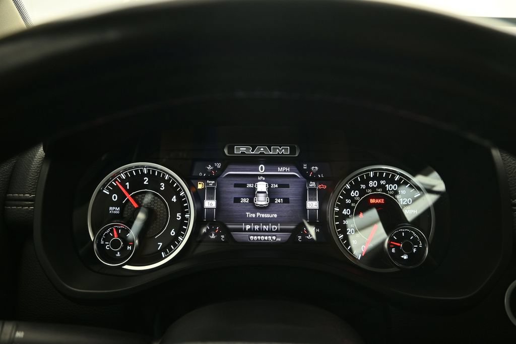 Used 2022 RAM 1500 Laramie AWD/4WD image 33