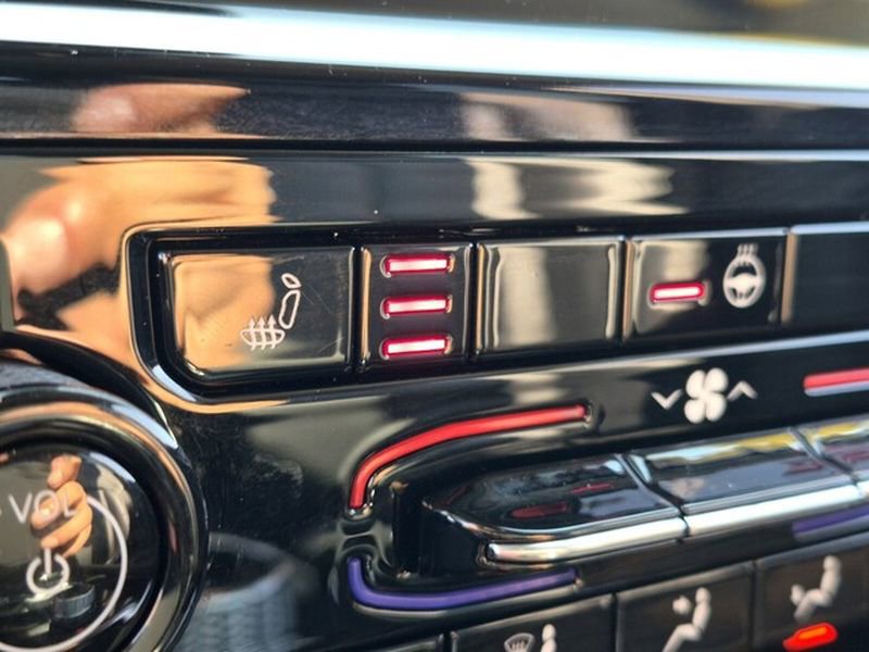 Used 2022 Jeep Grand Cherokee Limited image 28