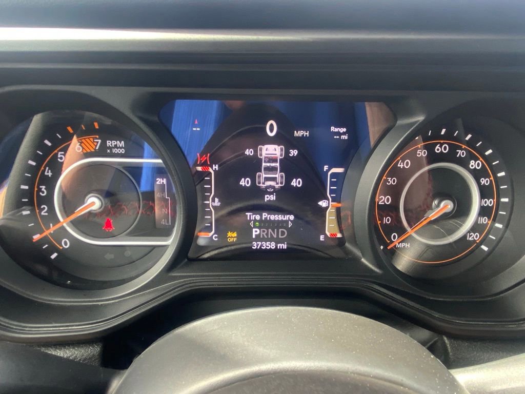 Used 2024 Jeep Wrangler Unlimited Rubicon image 14