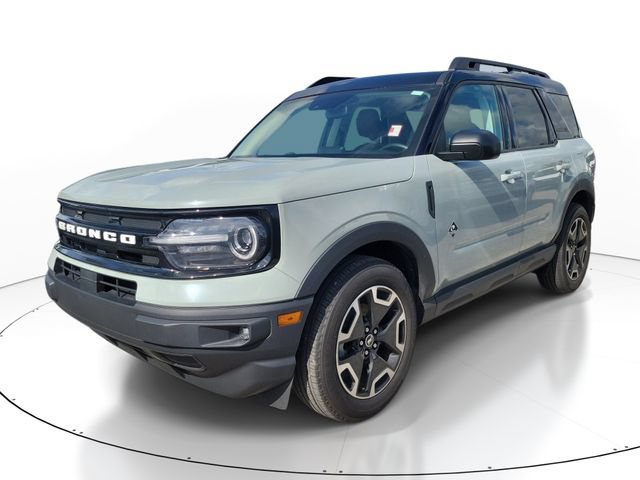 Certified 2023 Ford Bronco Sport Outer Banks w/ Tech Package AWD/4WD image 4