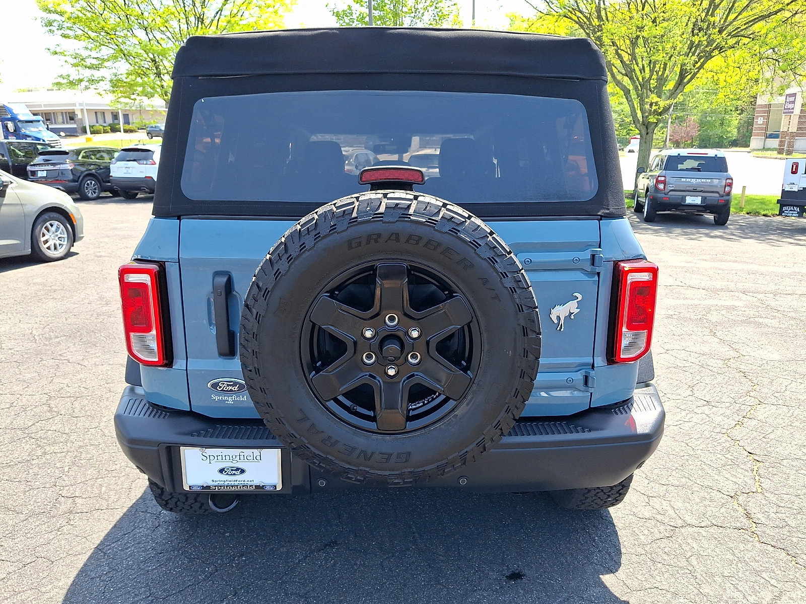 Certified 2022 Ford Bronco Black Diamond image 3