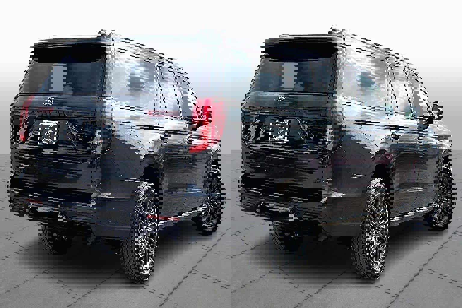 Certified 2025 Ford Expedition Max Platinum w/ Stealth Performance Package image 5