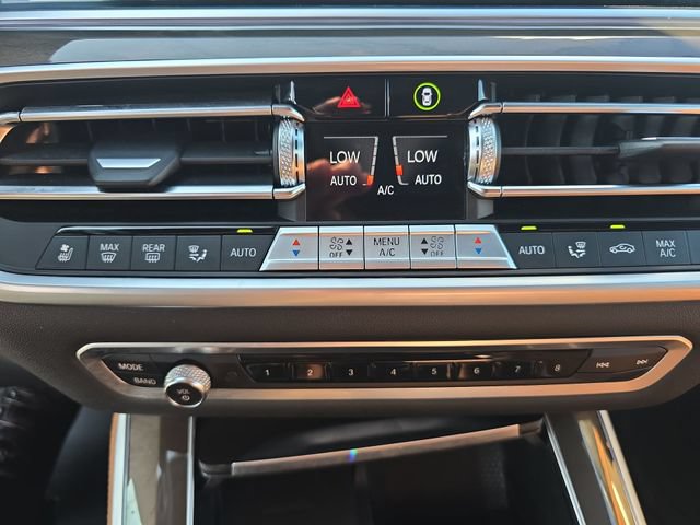 Used 2022 BMW X5 xDrive45e AWD/4WD image 19