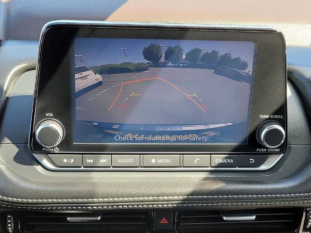 Used 2022 Nissan Rogue SV FWD image 17