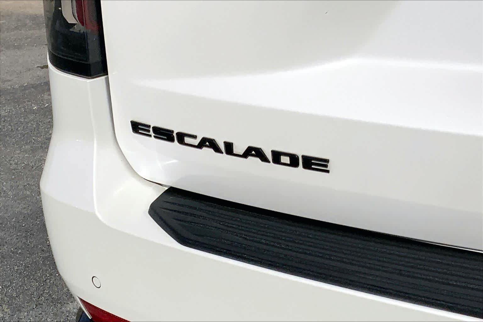 Used 2023 Cadillac Escalade Sport AWD/4WD image 28