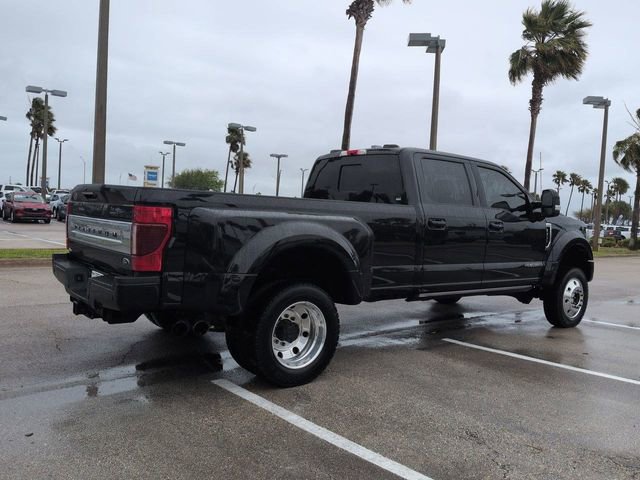 Certified 2022 Ford F450 Platinum w/ FX4 Off-Road Package image 4
