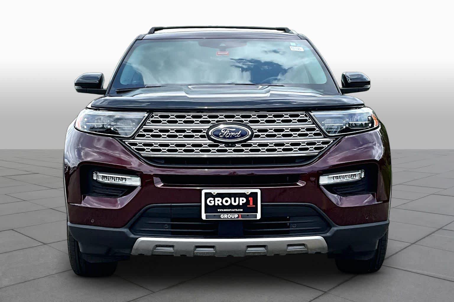 Certified 2022 Ford Explorer Limited w/ Equipment Group 301A AWD/4WD image 4