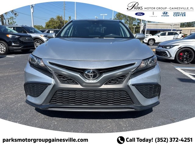 Used 2024 Toyota Camry SE image 8