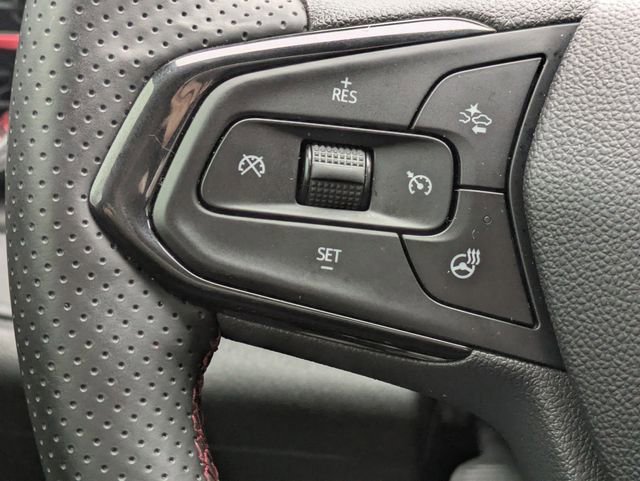 Used 2024 Chevrolet Trax RS w/ Sunroof Package image 27