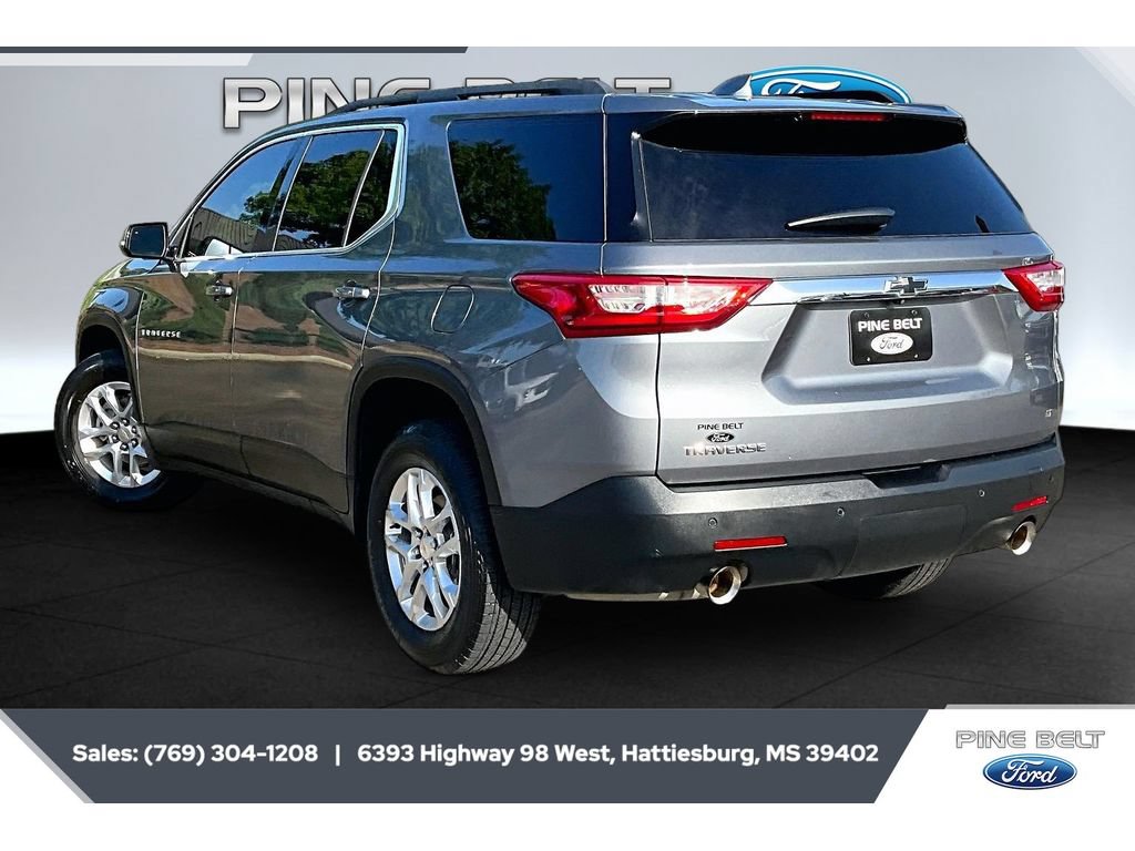 Used 2020 Chevrolet Traverse LT FWD image 2
