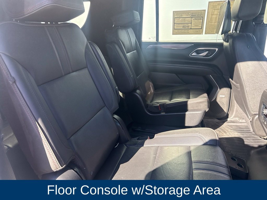 Used 2022 Chevrolet Suburban RST w/ Luxury Package AWD/4WD image 34