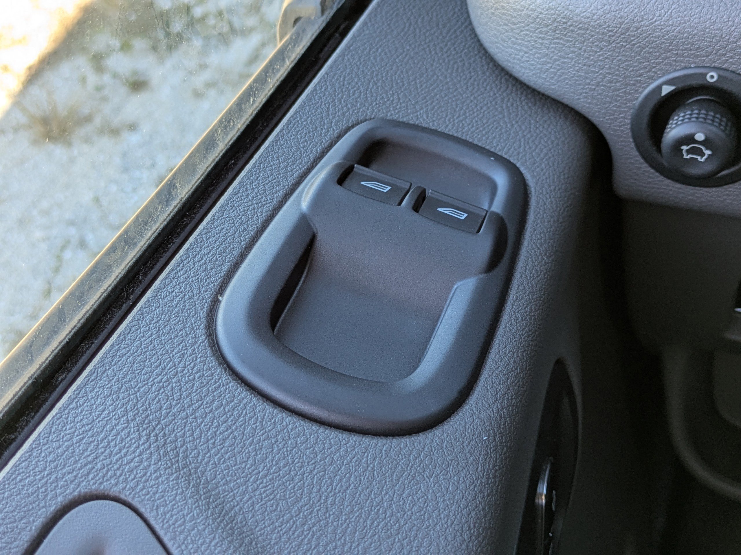 Certified 2024 Ford Transit 150 Low Roof image 19