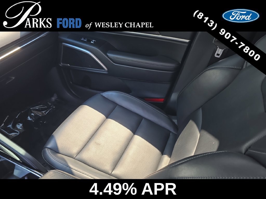 Used 2024 Kia Telluride S w/ S Sunroof Package FWD image 14