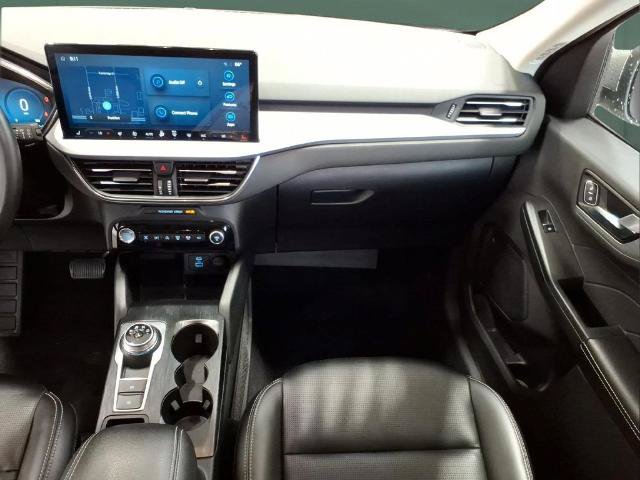 Certified 2023 Ford Escape Platinum AWD/4WD image 18
