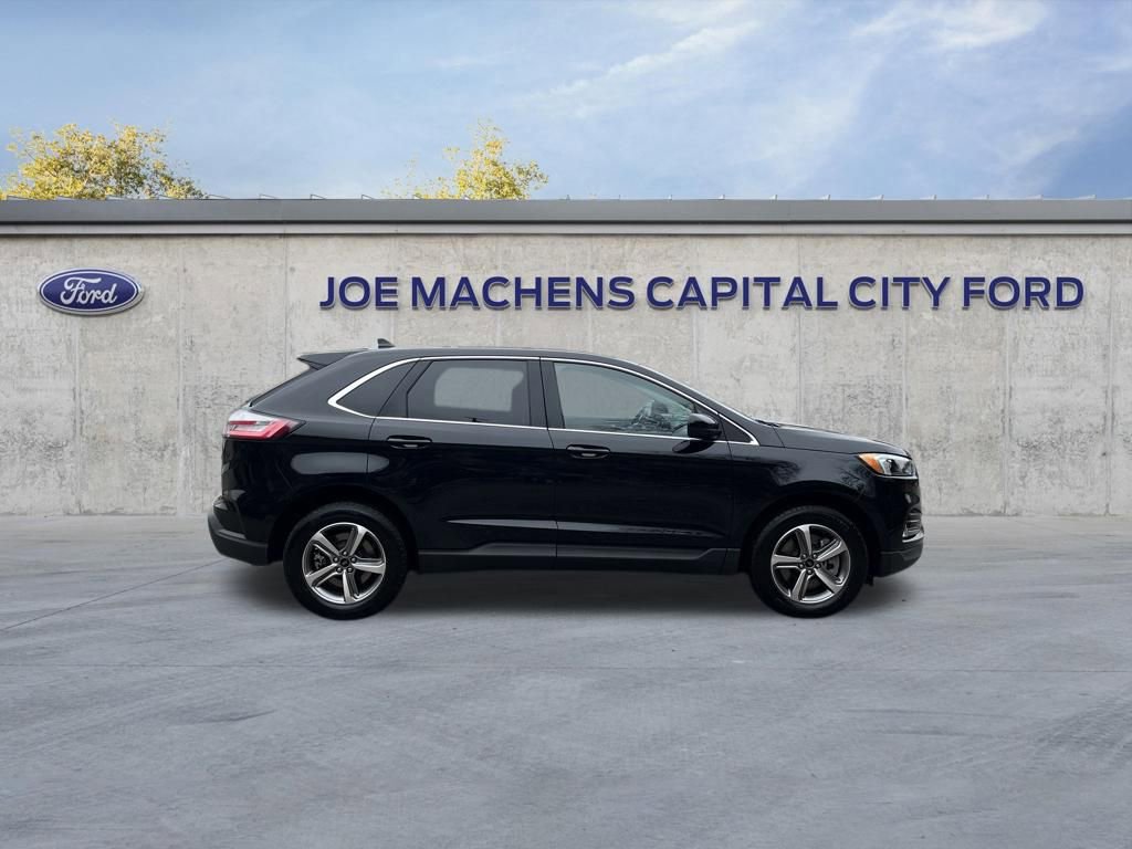 Certified 2024 Ford Edge SEL w/ Convenience Package AWD/4WD image 4